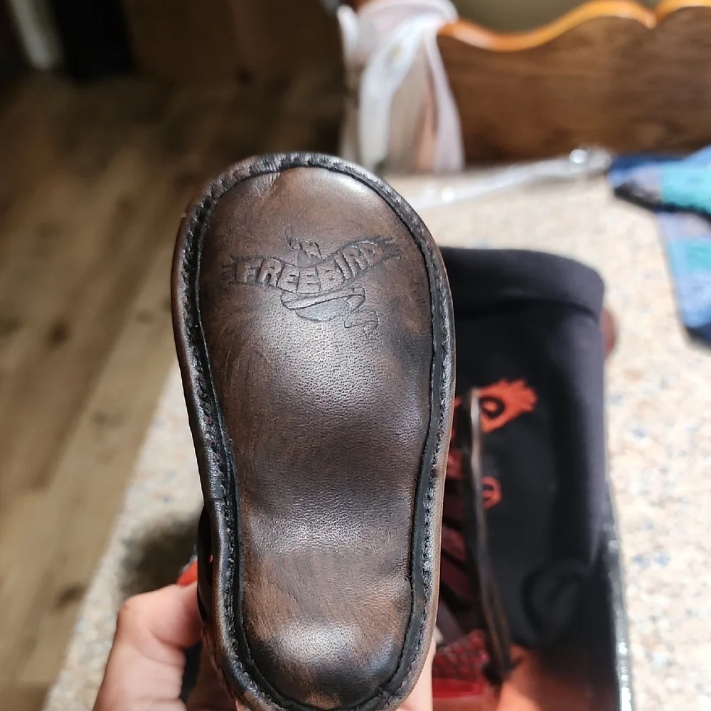 Freebird Burgundy Leather Boots - Picture 4 of 5